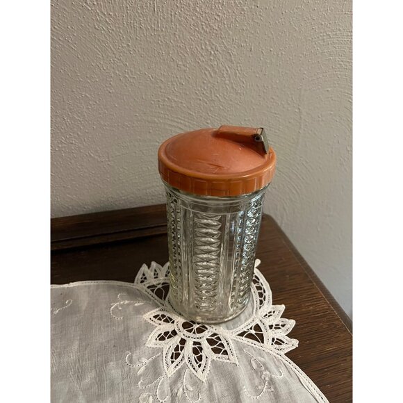 Vintage Medco 57C NYC Sugar Dispenser Plastic Top, some cracks - Picture 3 of 8